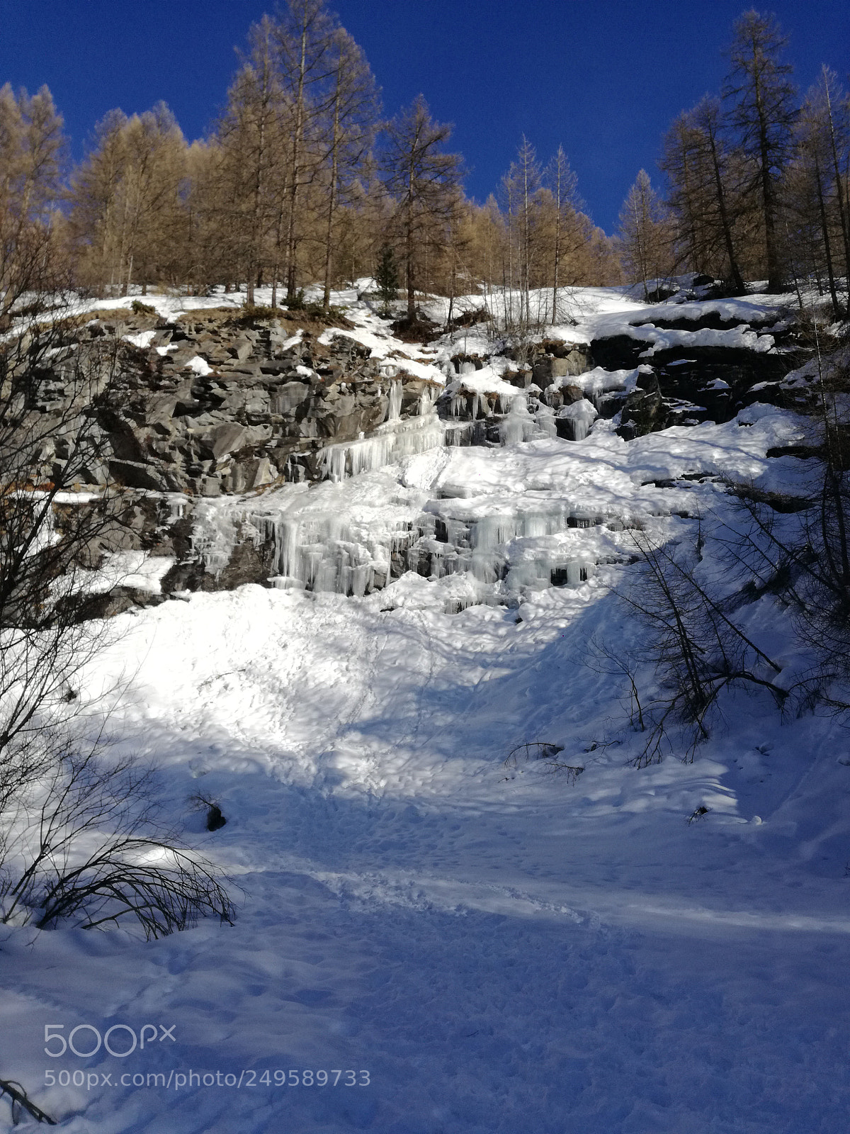 HUAWEI P9 LITE sample photo. Ice waterfall photography