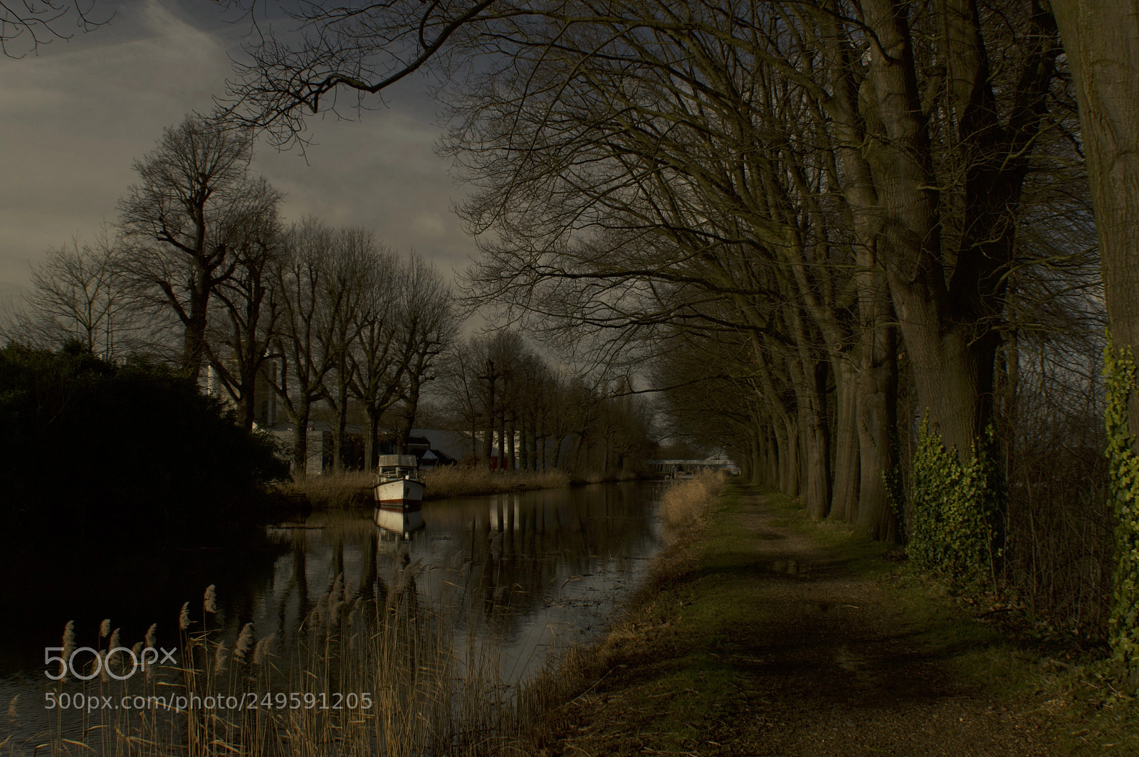 Nikon D3200 sample photo. Das boot photography