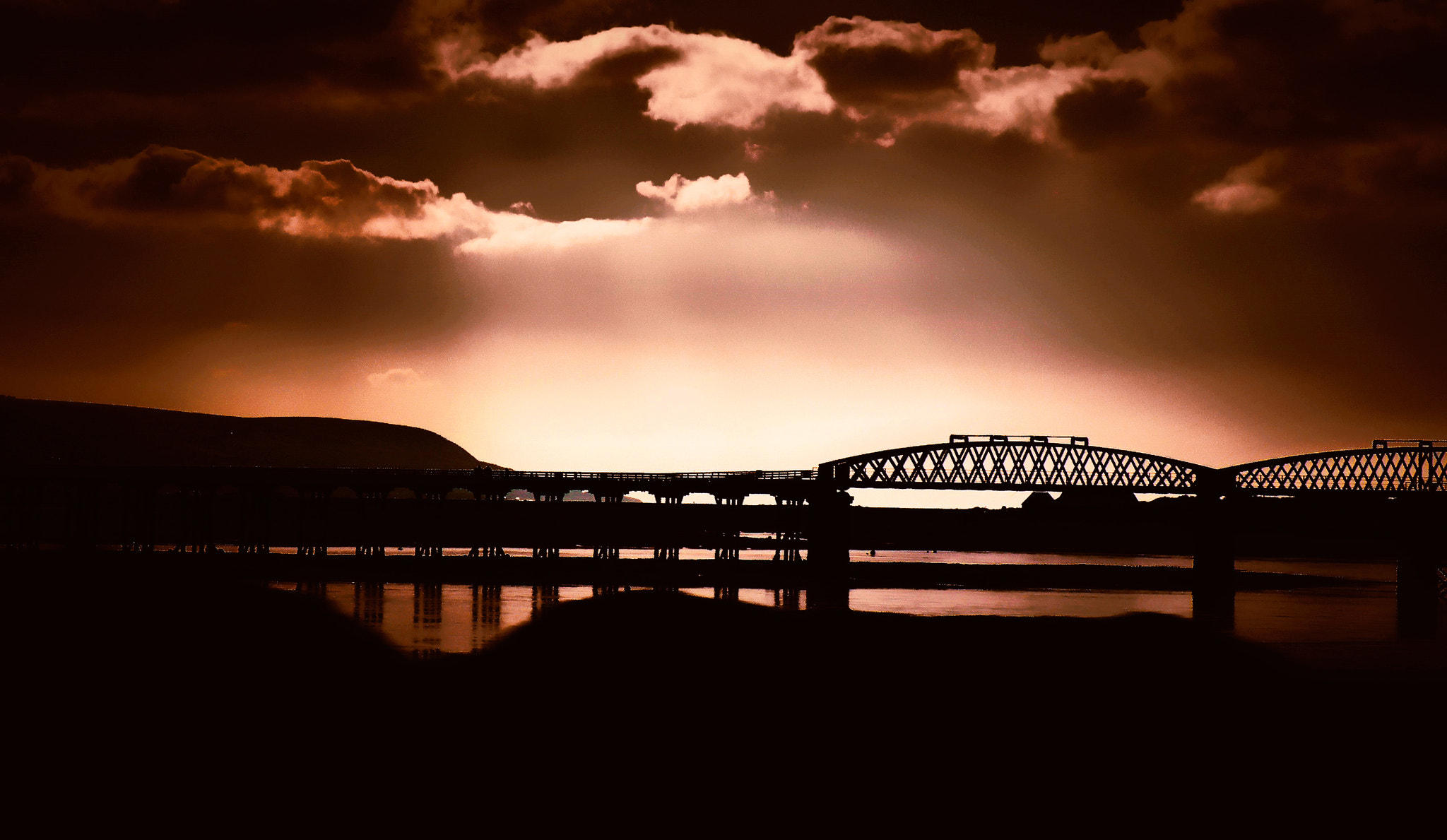 Fujifilm FinePix S8100fd sample photo. Bridge over aberanffra harbour barmouth photography