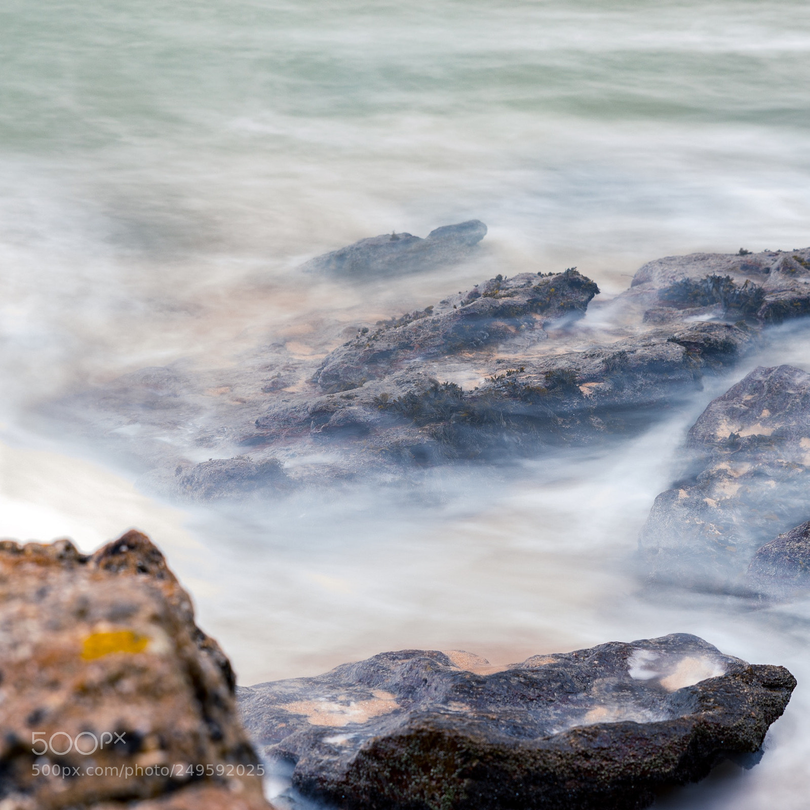 Canon EOS 6D Mark II sample photo. Rochers et océan photography