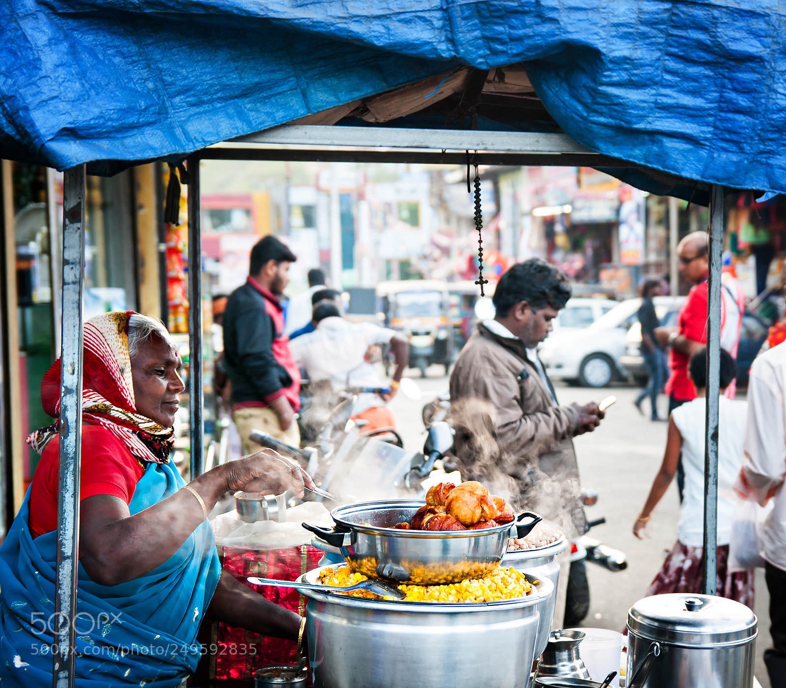 Nikon D300 sample photo. Munnar food vendor photography
