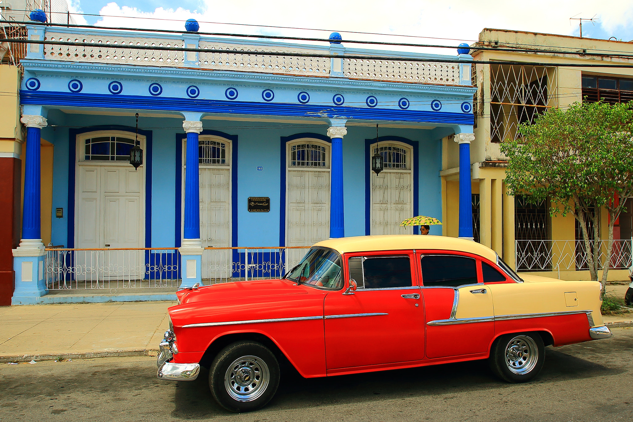 Sigma 10-20mm F3.5 EX DC HSM sample photo. Classic car in cuba (1) photography