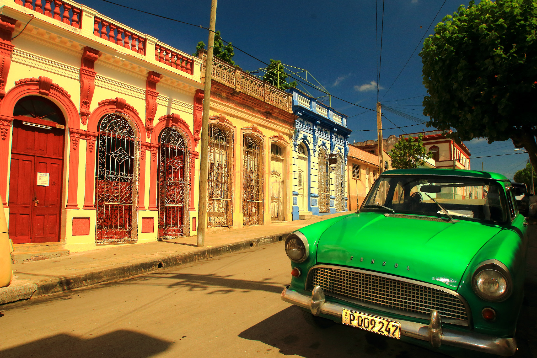 Sigma 10-20mm F3.5 EX DC HSM sample photo. Classic car in cuba (3) photography