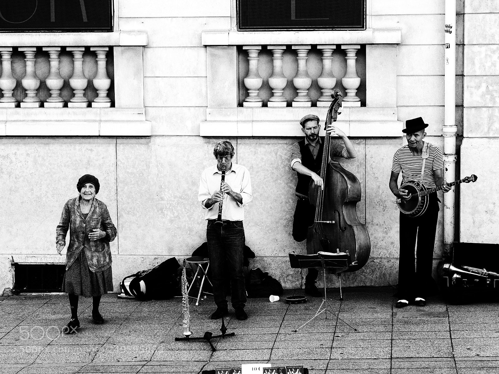 Olympus OM-D E-M5 sample photo. La chanson gitane photography