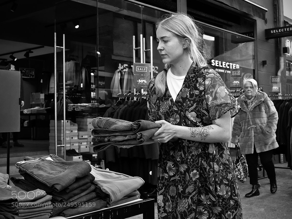 Fujifilm X-Pro2 sample photo. Jeans on display photography
