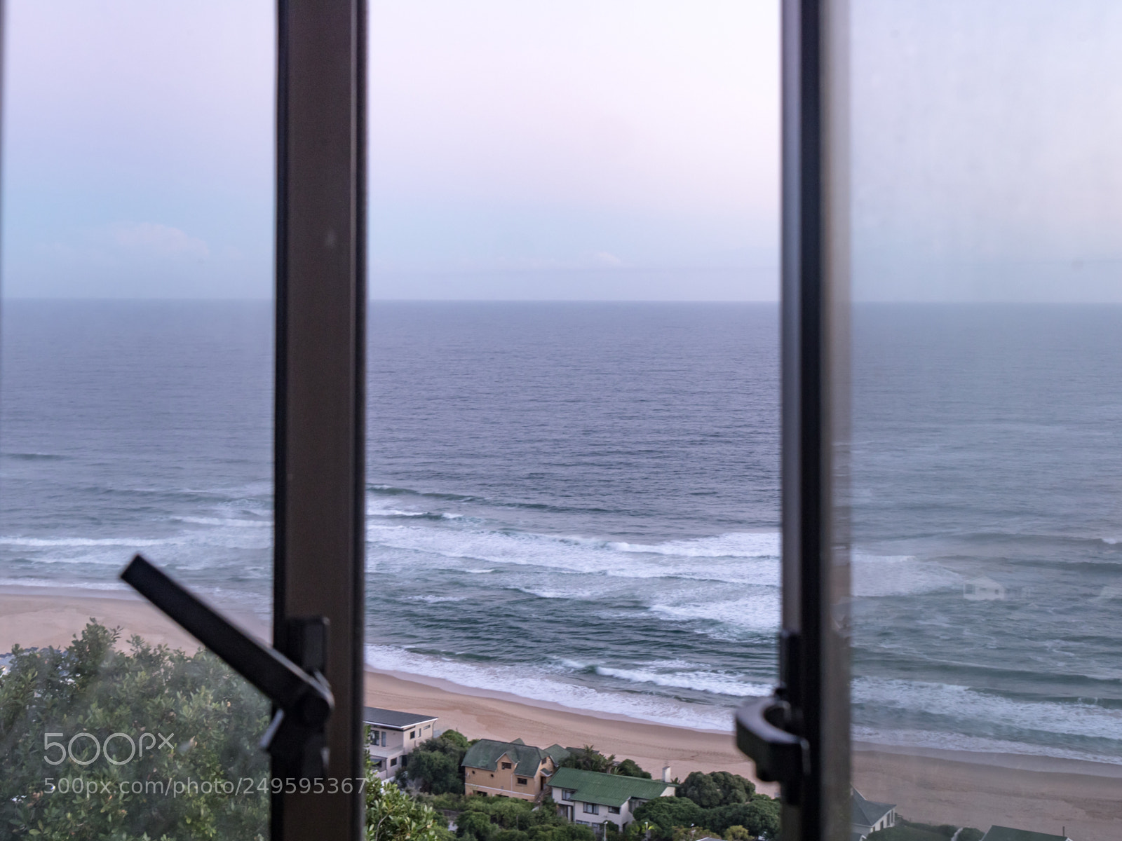Panasonic Lumix DMC-GX8 sample photo. Wilderness beach - south photography