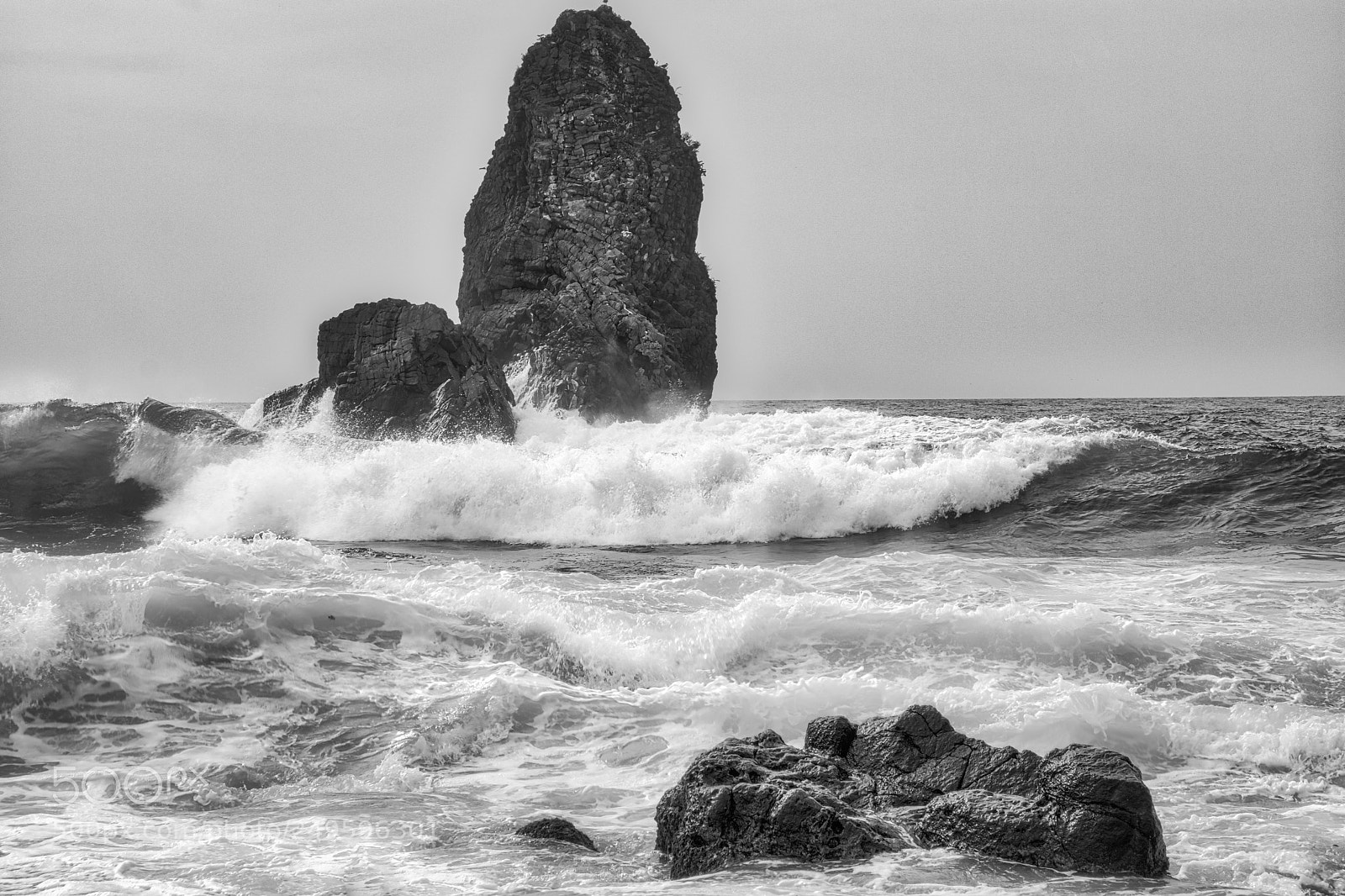 Fujifilm X-T20 sample photo. Aci trezza waves photography