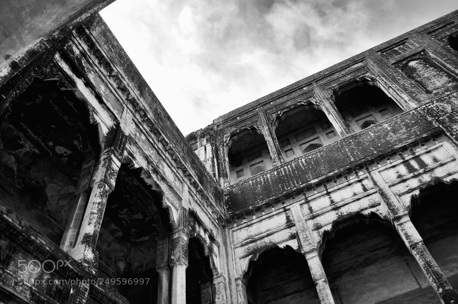 Nikon D300 sample photo. Historical old building photography