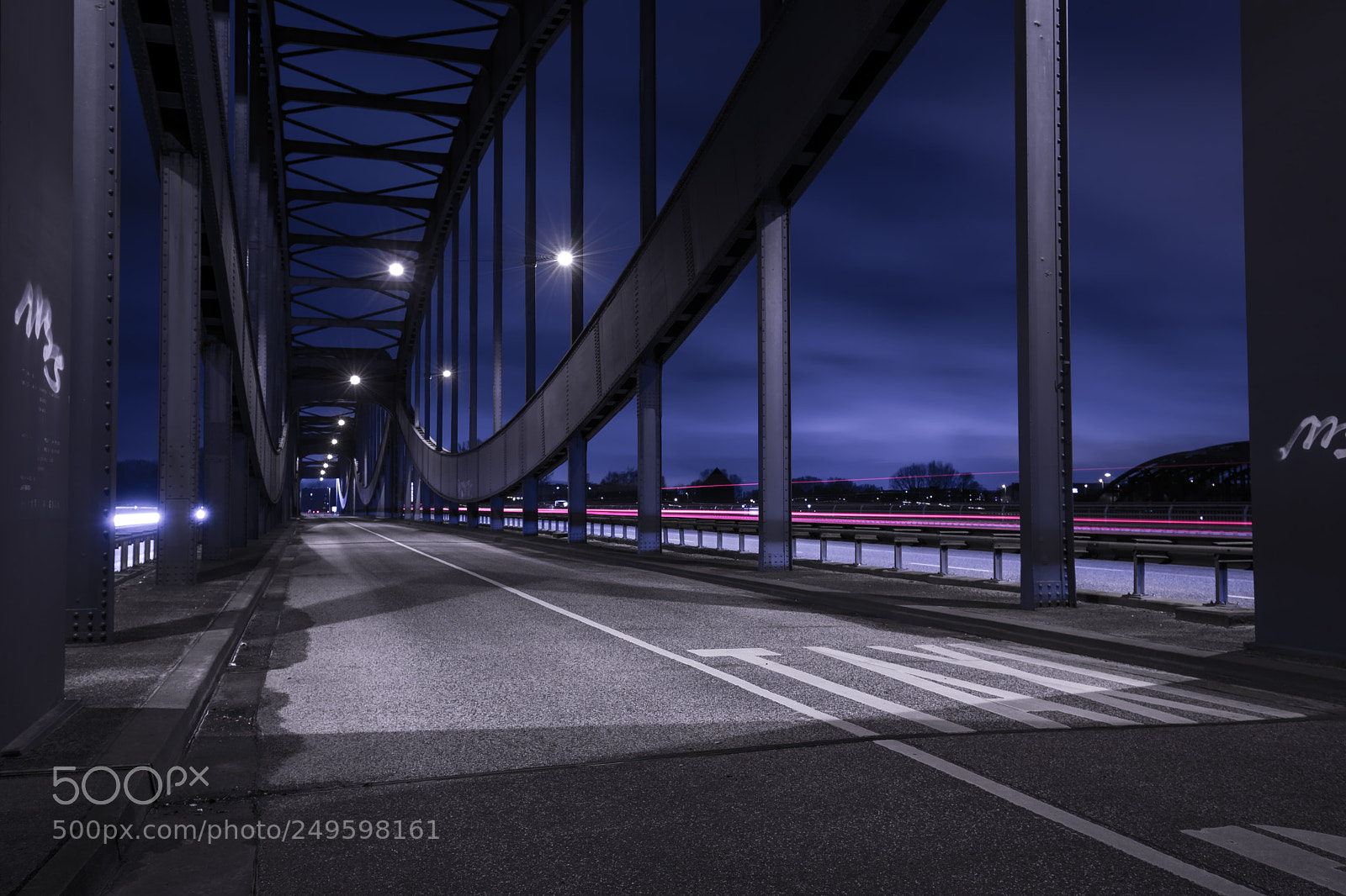 Canon EOS 5D Mark IV sample photo. Veddeler brigde #2 photography