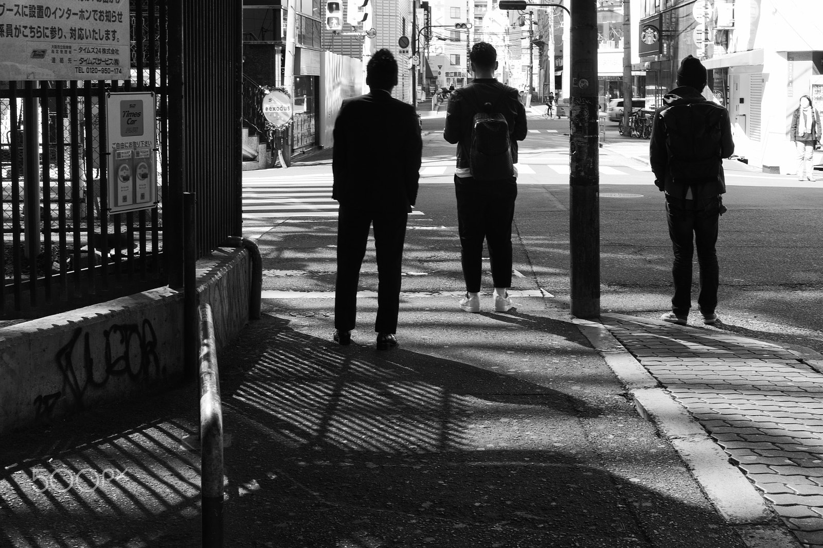 Leica M-Monochrom sample photo. Urban street snap photography