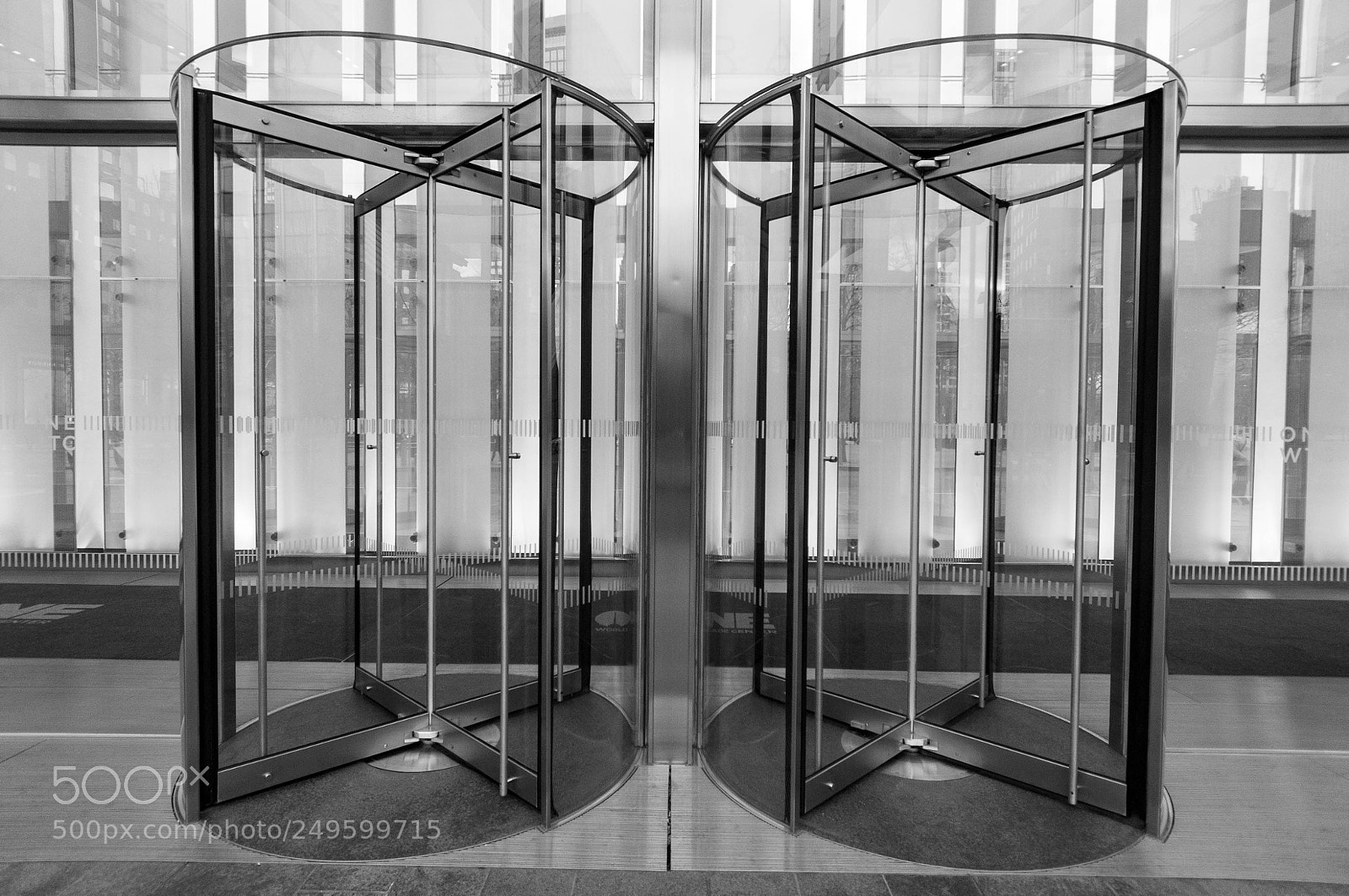 Nikon D90 sample photo. World trade center revolving photography