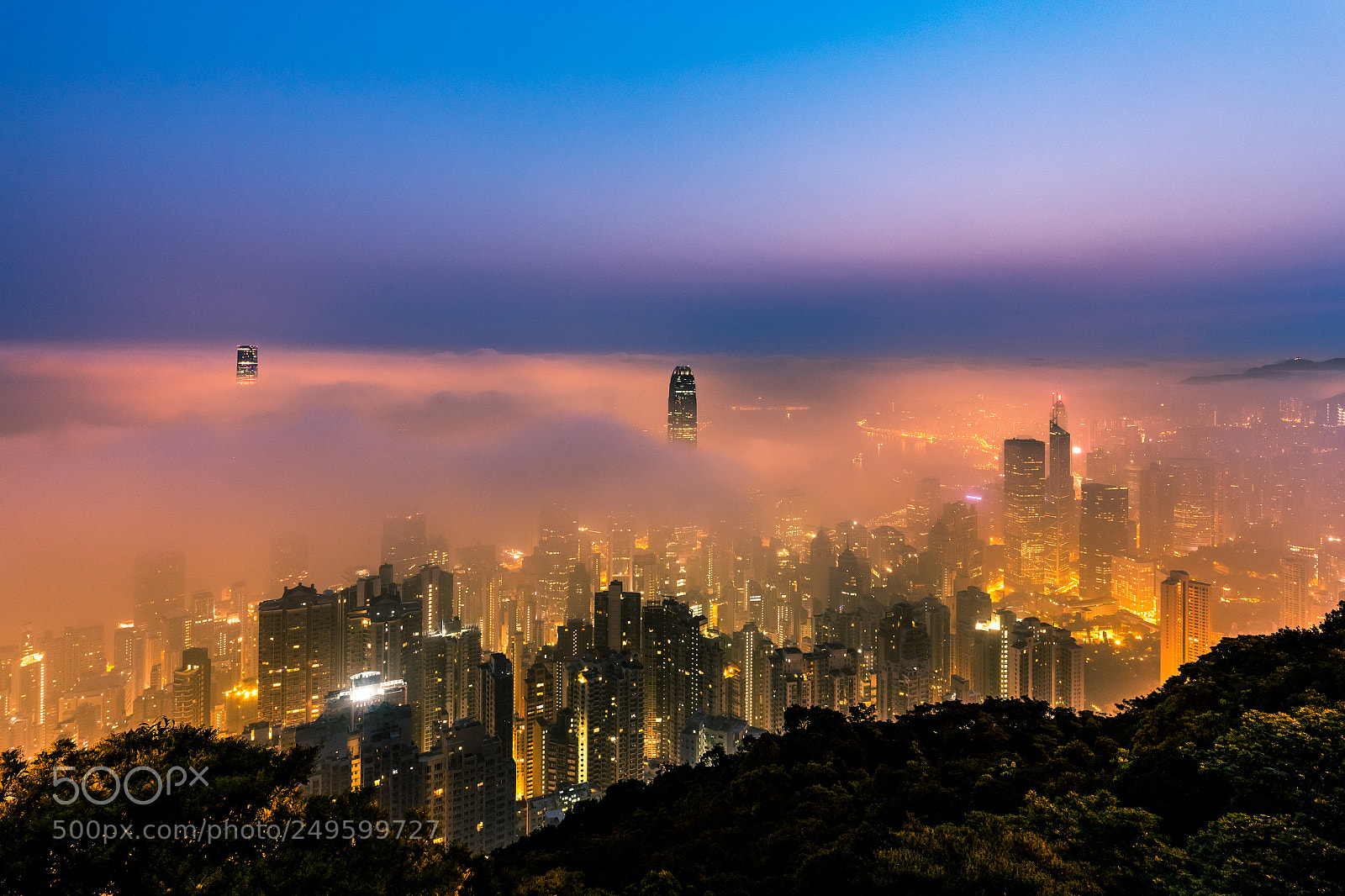 Canon EOS-1D X Mark II sample photo. Misty city view from photography