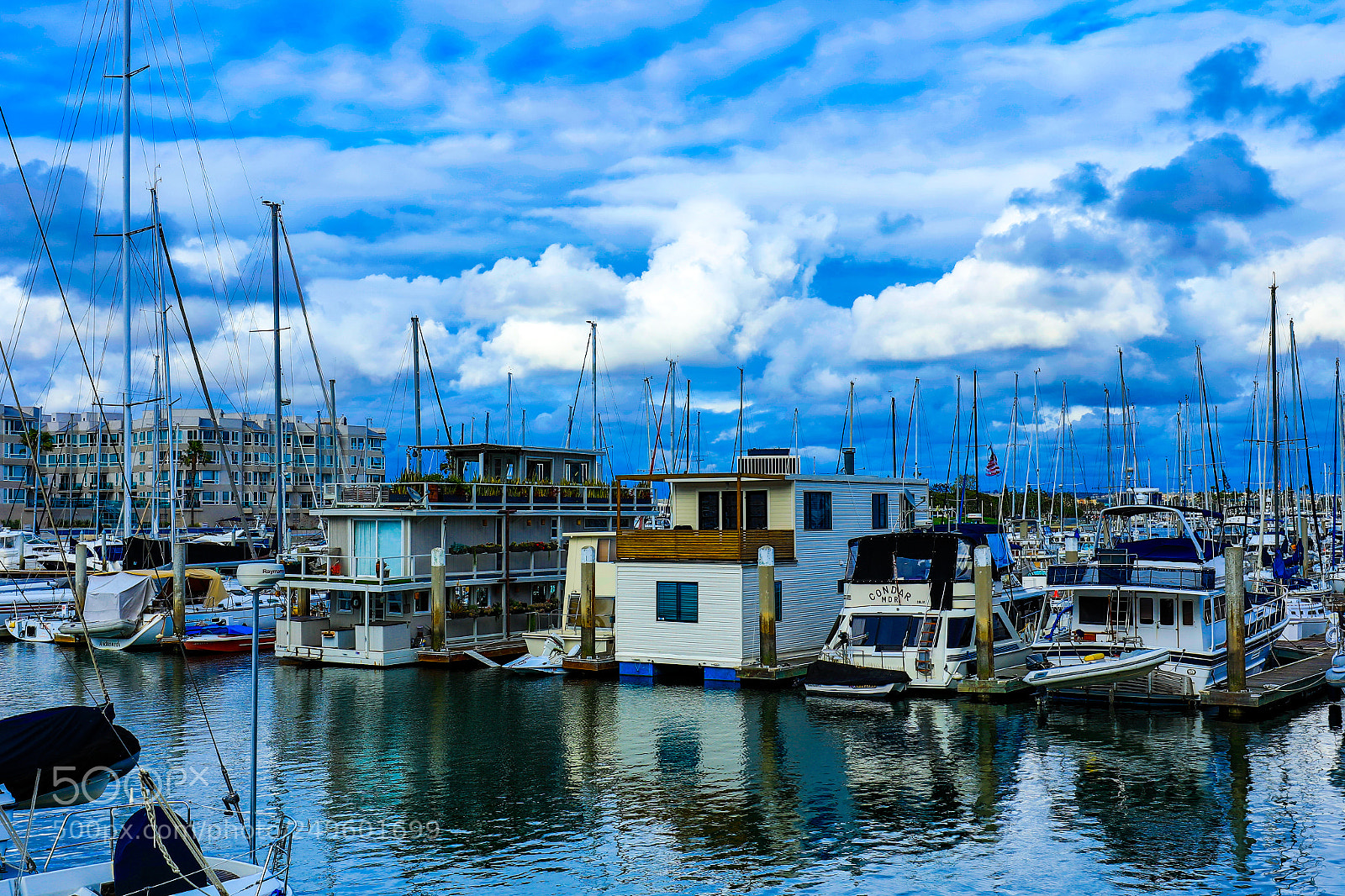 Canon EOS 5DS R sample photo. Marina photography