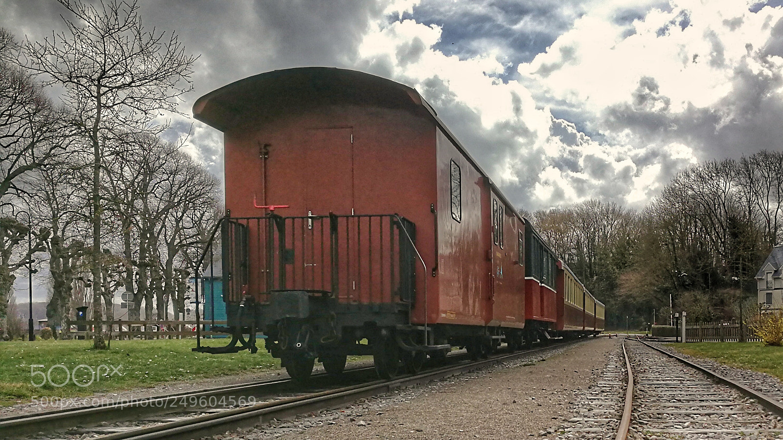 HUAWEI Mate 9 sample photo. Train photography