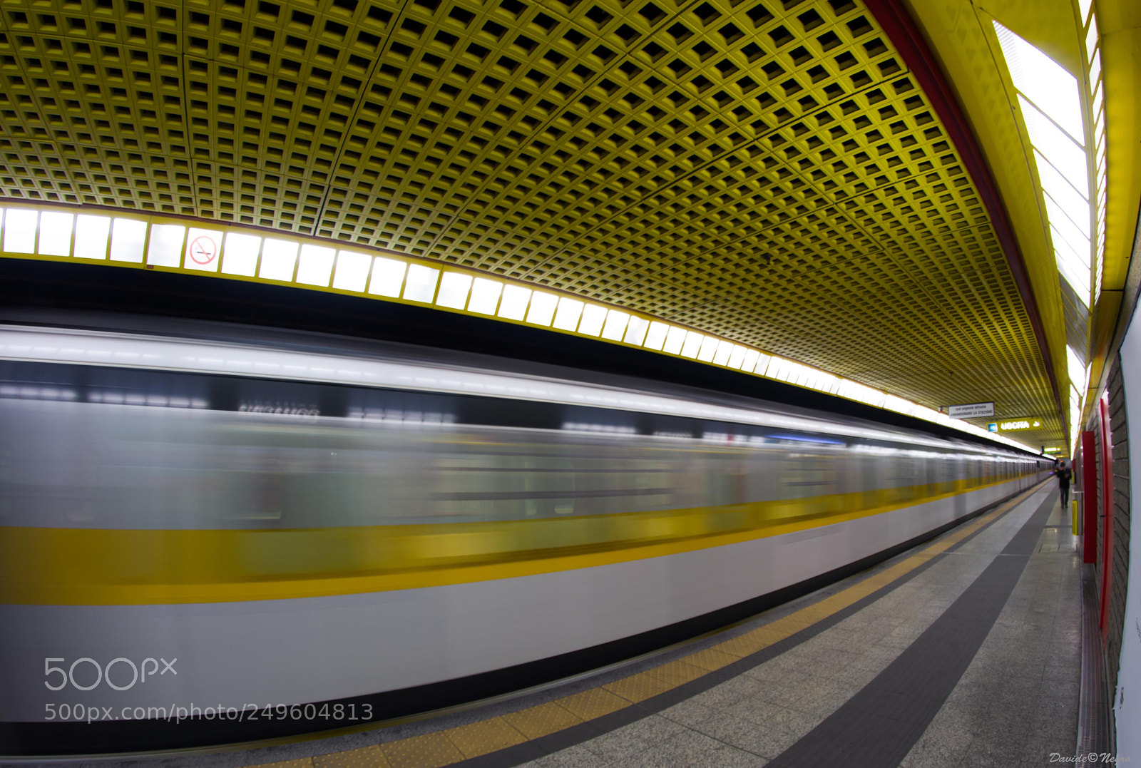 Nikon D3100 sample photo. Metro photography
