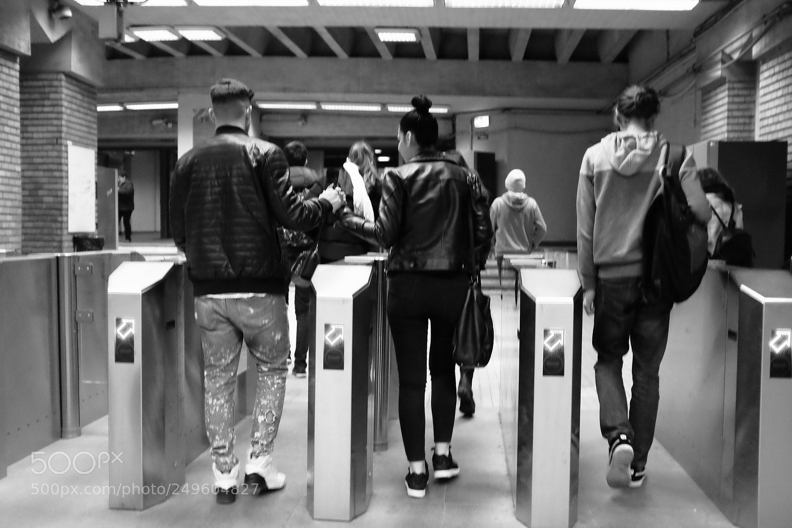 Fujifilm X100S sample photo. Sorting photography