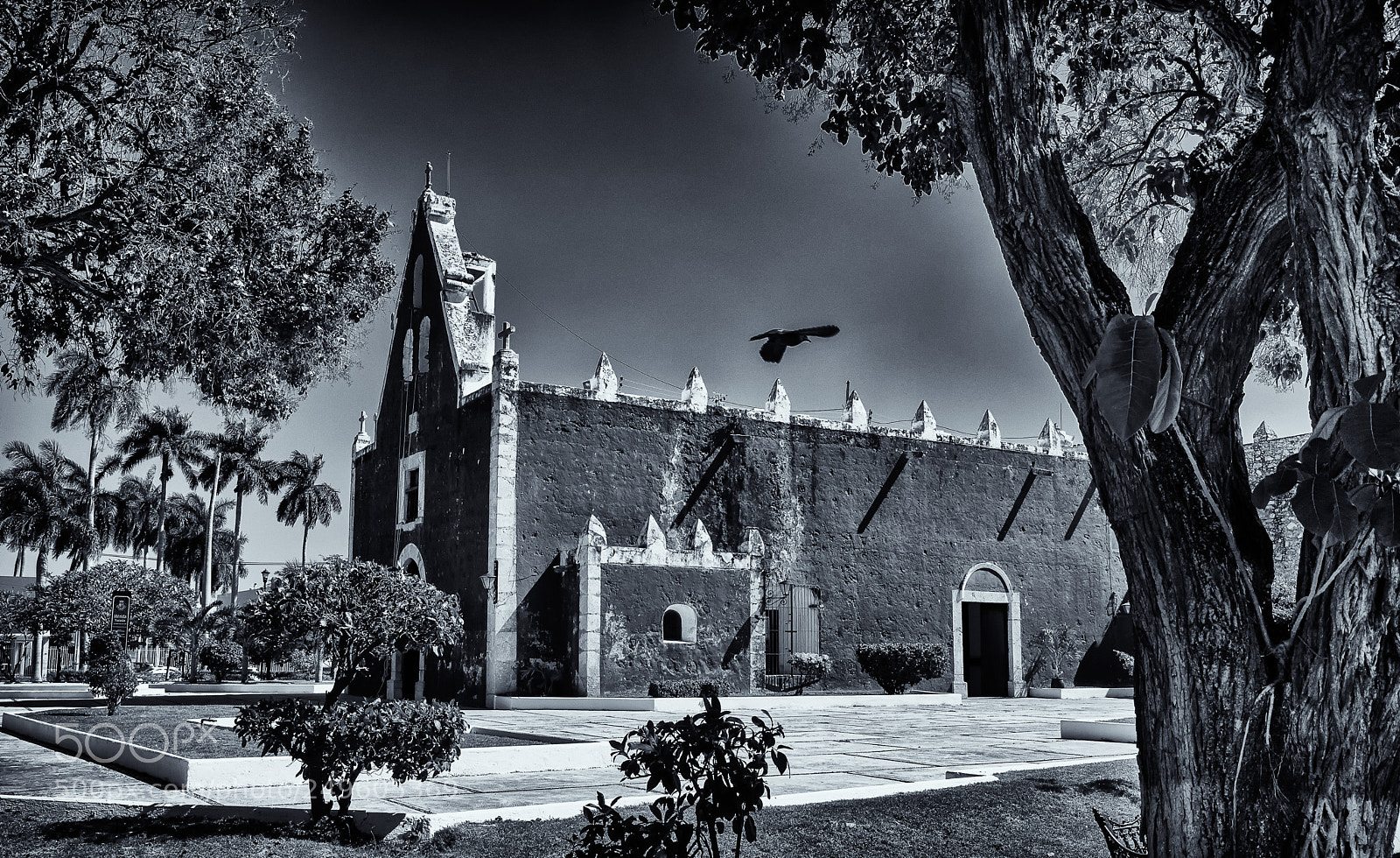 Ricoh GR sample photo. Iglesias de merida photography