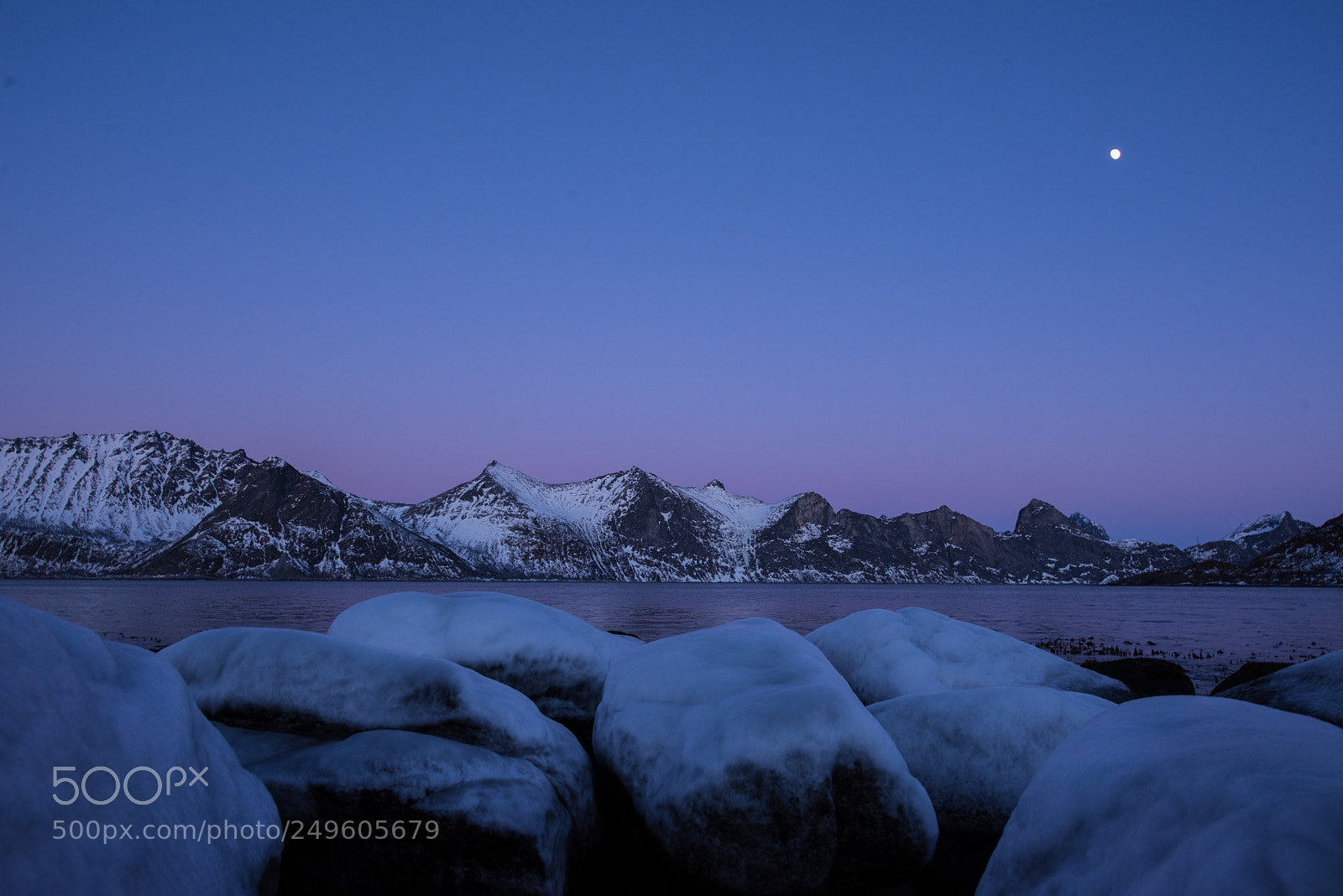 Nikon D810 sample photo. Beach in winter photography