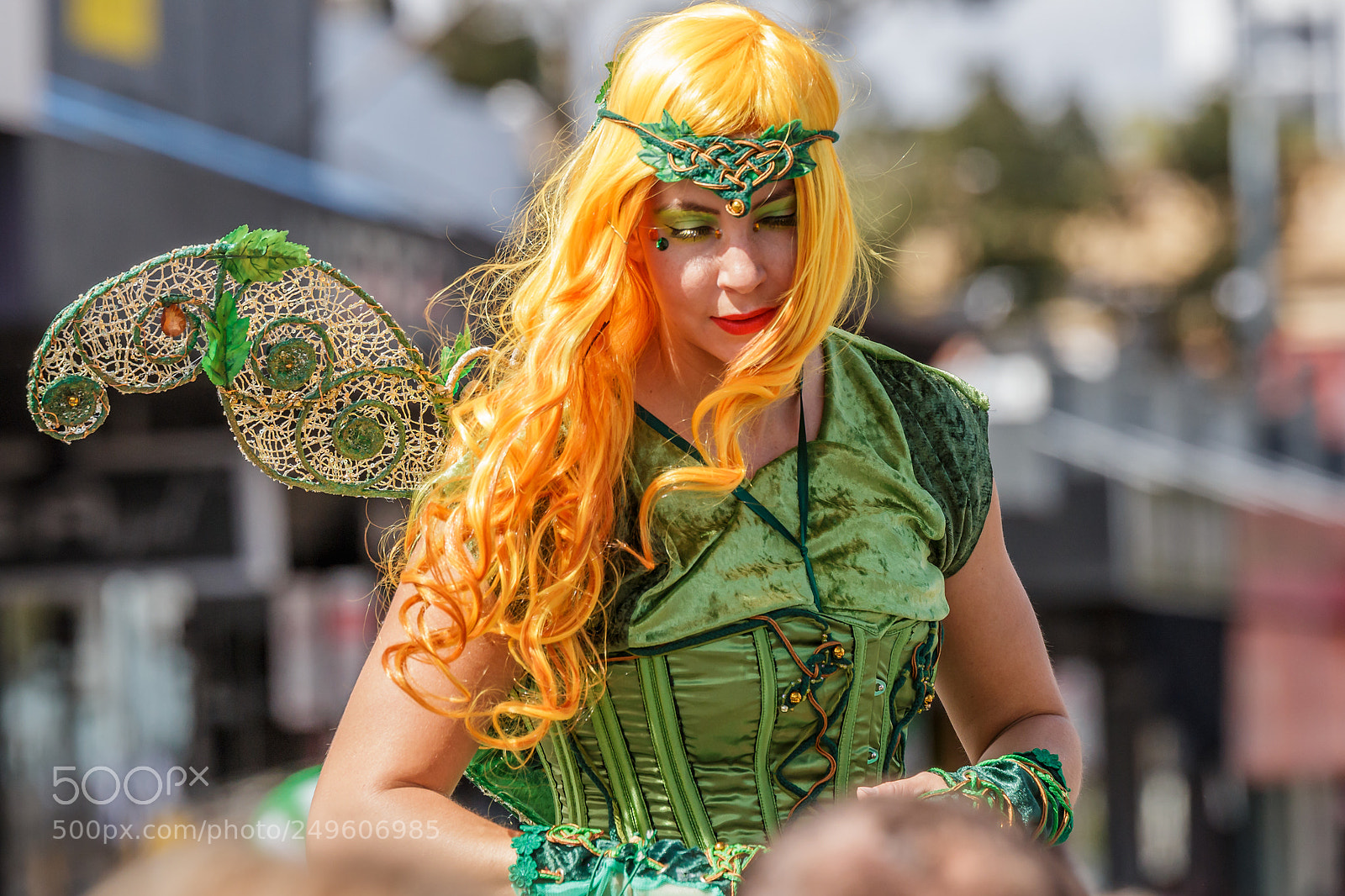Canon EOS 70D sample photo. St.patrick's day parade photography