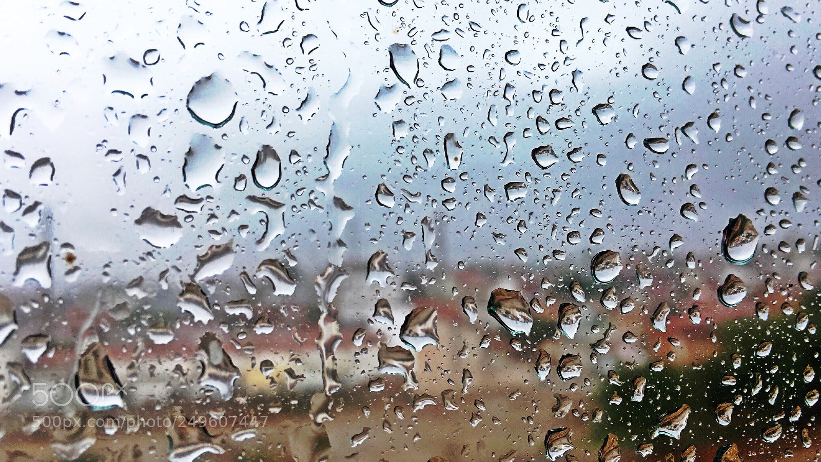 Apple iPhone SE sample photo. Rain photography