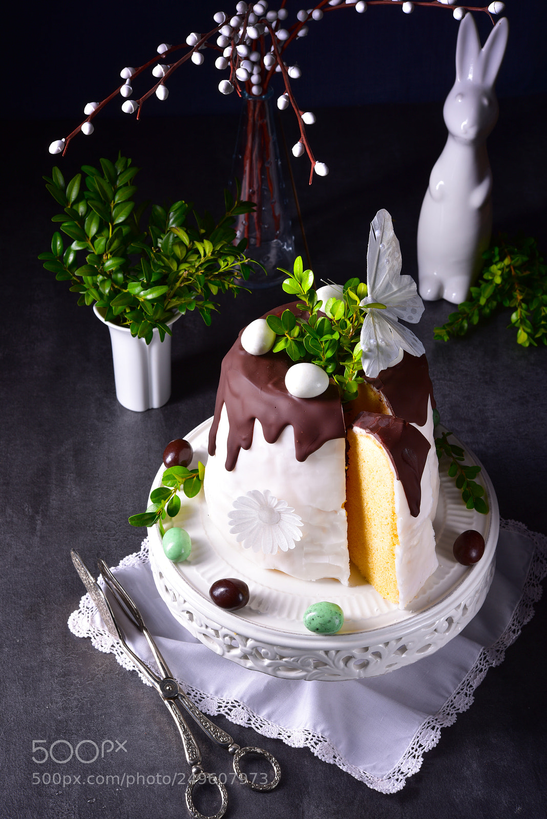 Nikon D810 sample photo. Cooked easter cake photography