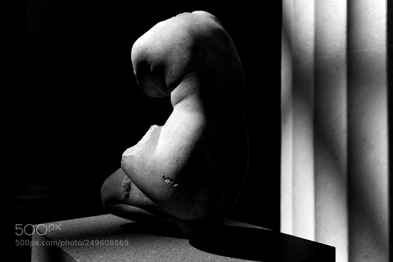 Sony a7R II sample photo. Morning light:gallery 162 viii photography