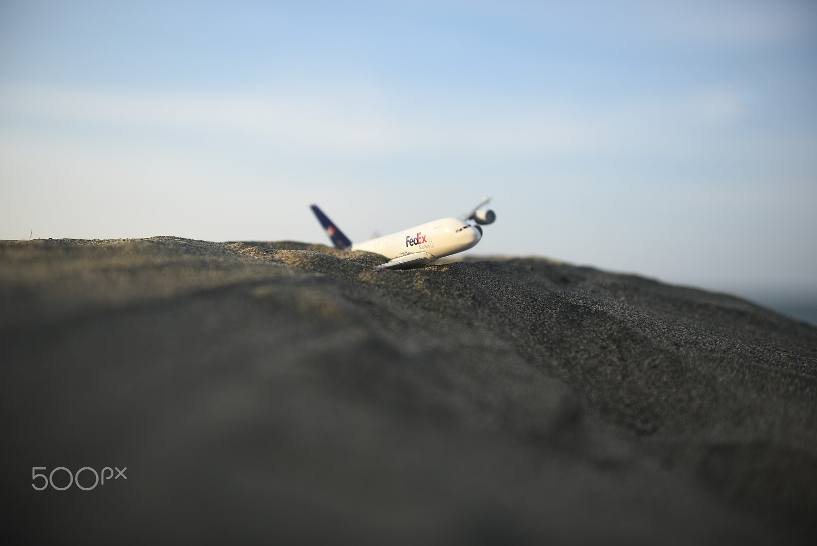 Nikon D750 sample photo. Cargo airplane doing emergency landing in desert photography