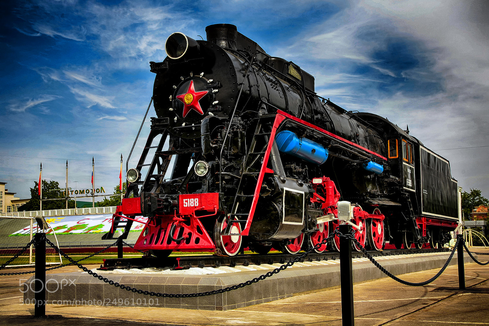 Canon EOS 5D sample photo. Monument to the locomotive photography