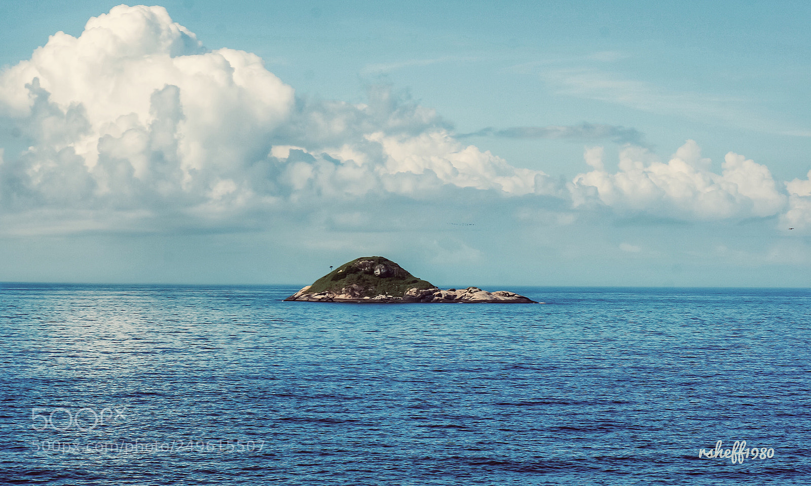Sony Alpha NEX-5R sample photo. Island photography