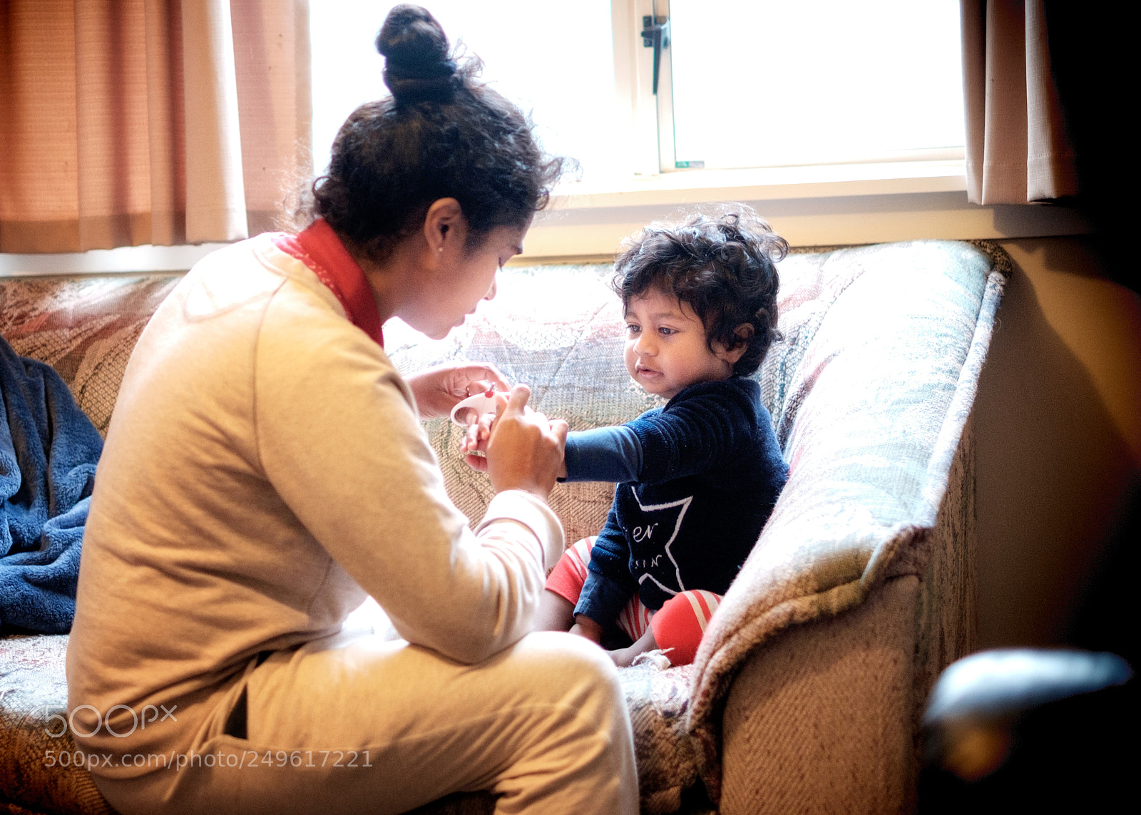 Fujifilm X-T1 sample photo. Gentle touch.. photography