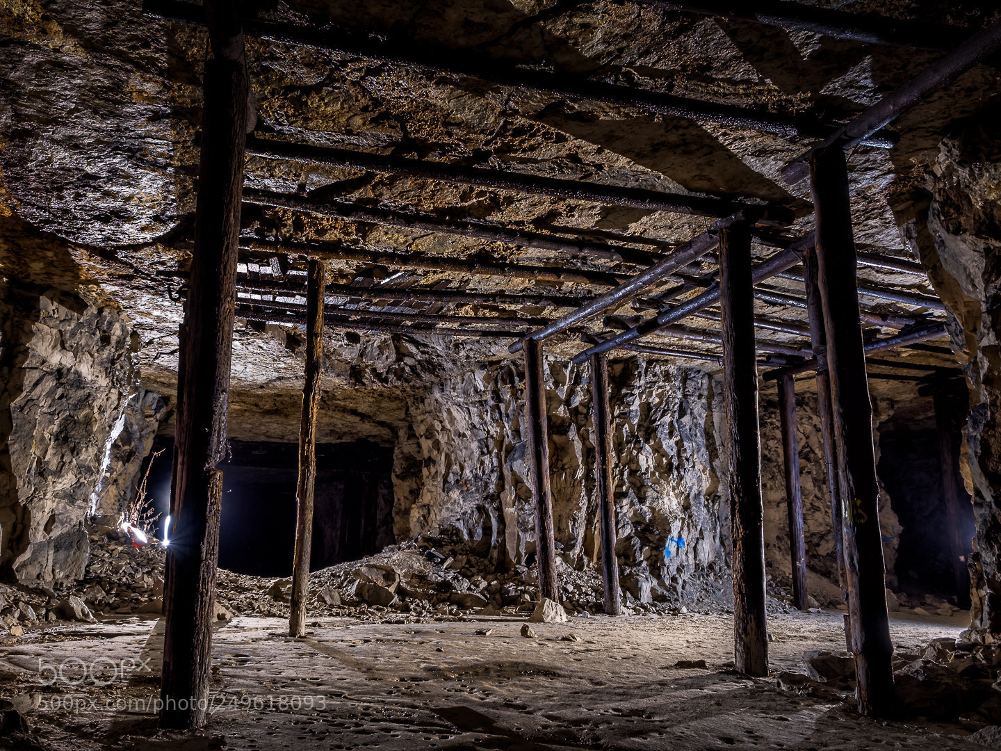 Olympus OM-D E-M5 II sample photo. Old mine. samara. photography