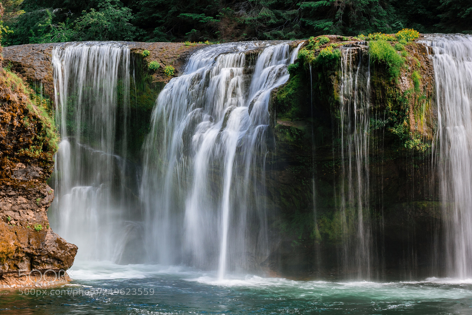 Canon EOS 60D sample photo. Lower lewis river falls photography