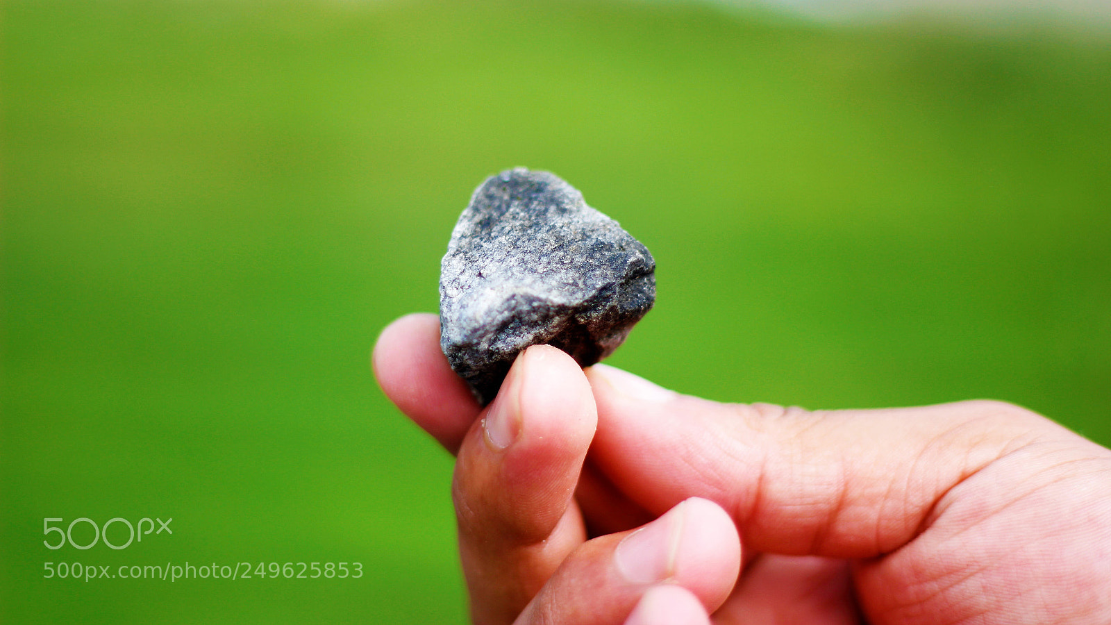 Canon EOS 550D (EOS Rebel T2i / EOS Kiss X4) sample photo. Stone photography