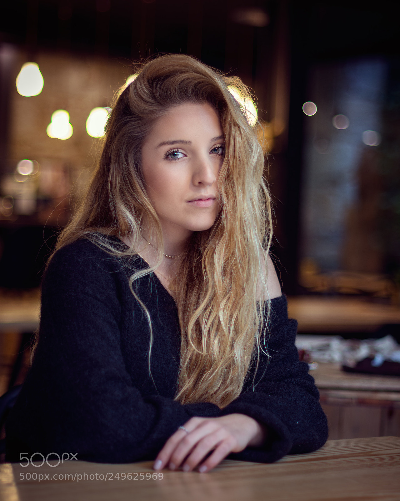 Nikon D7200 sample photo. Ana - natural light photography