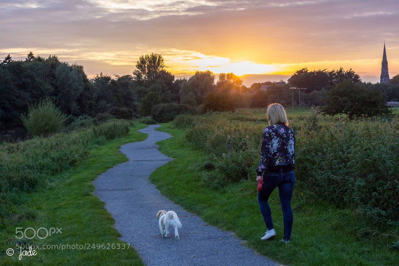 Canon EOS 600D (Rebel EOS T3i / EOS Kiss X5) sample photo. Sunset stroll photography