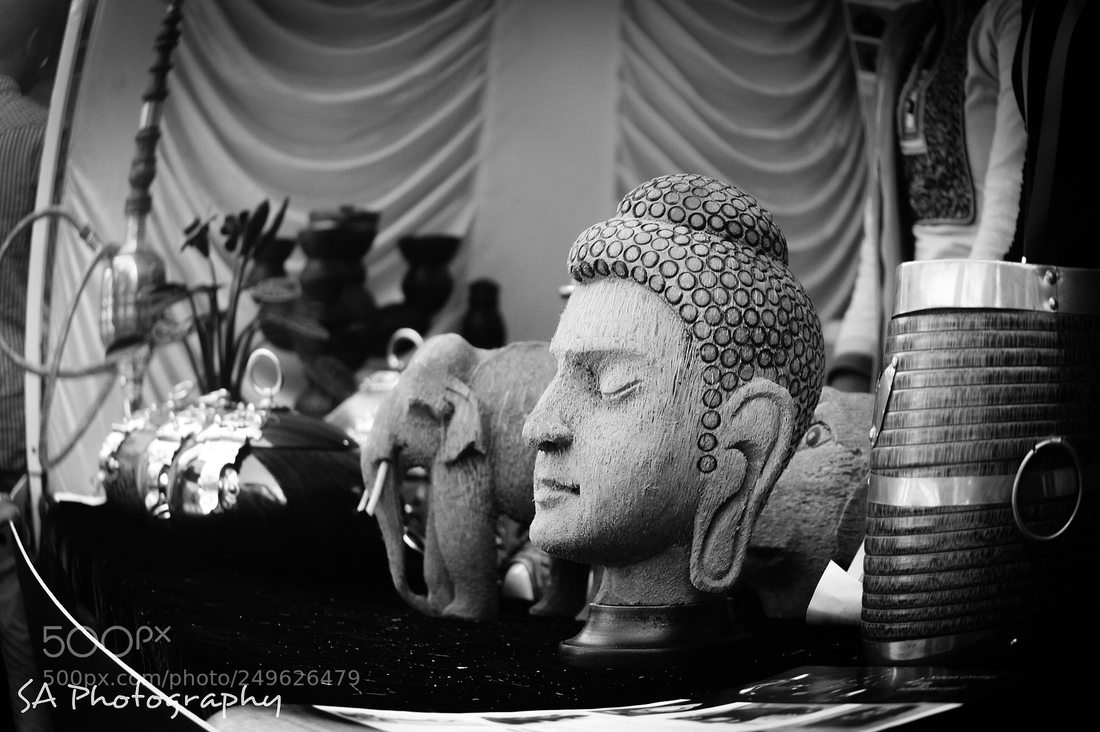 Canon EOS 1200D (EOS Rebel T5 / EOS Kiss X70 / EOS Hi) sample photo. Buddha peace black white photography