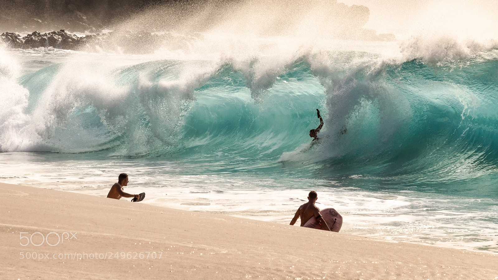 Canon EOS 600D (Rebel EOS T3i / EOS Kiss X5) sample photo. Bodyboarding in hawaii photography