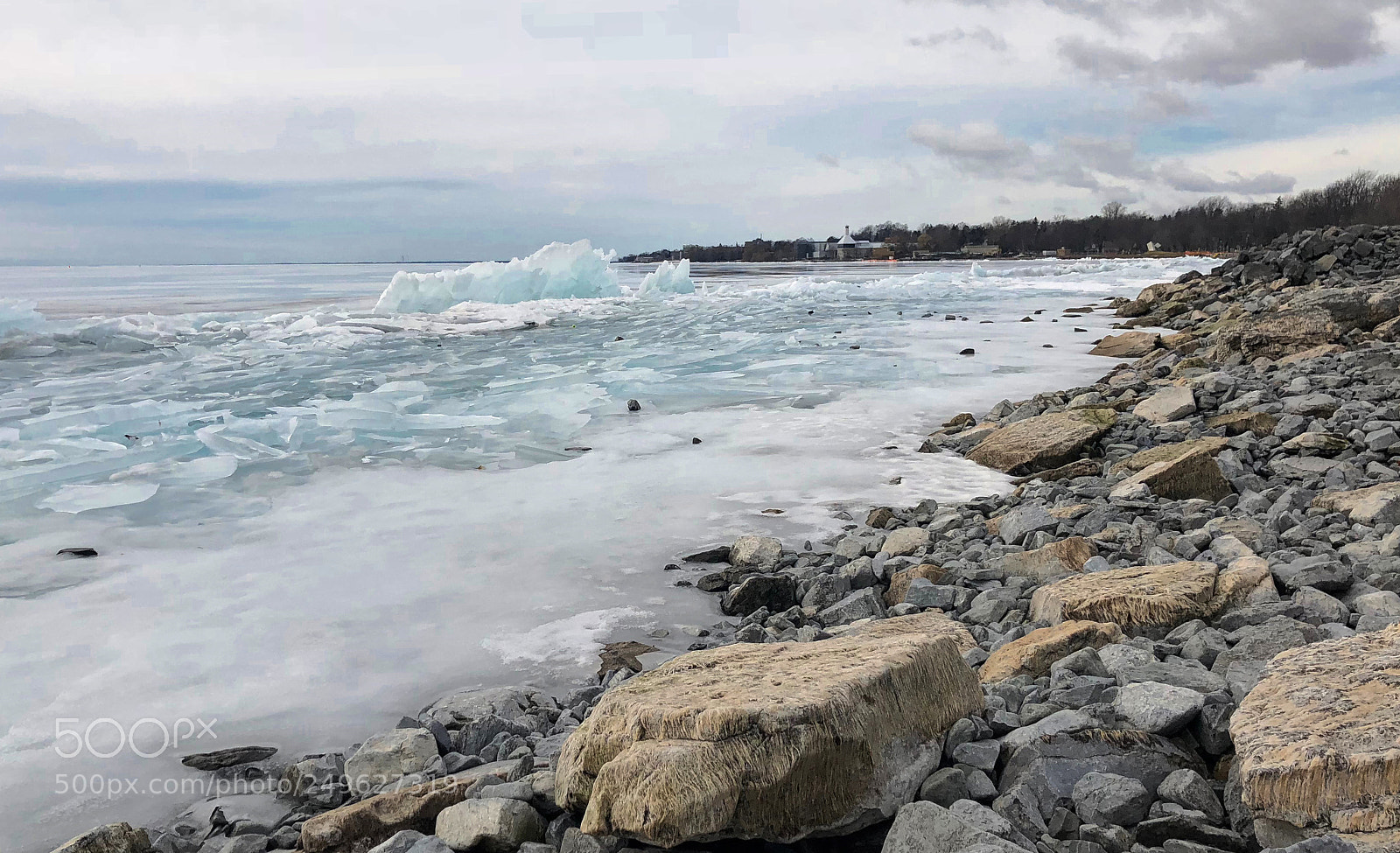 Apple iPhone X sample photo. February by lake ontario photography