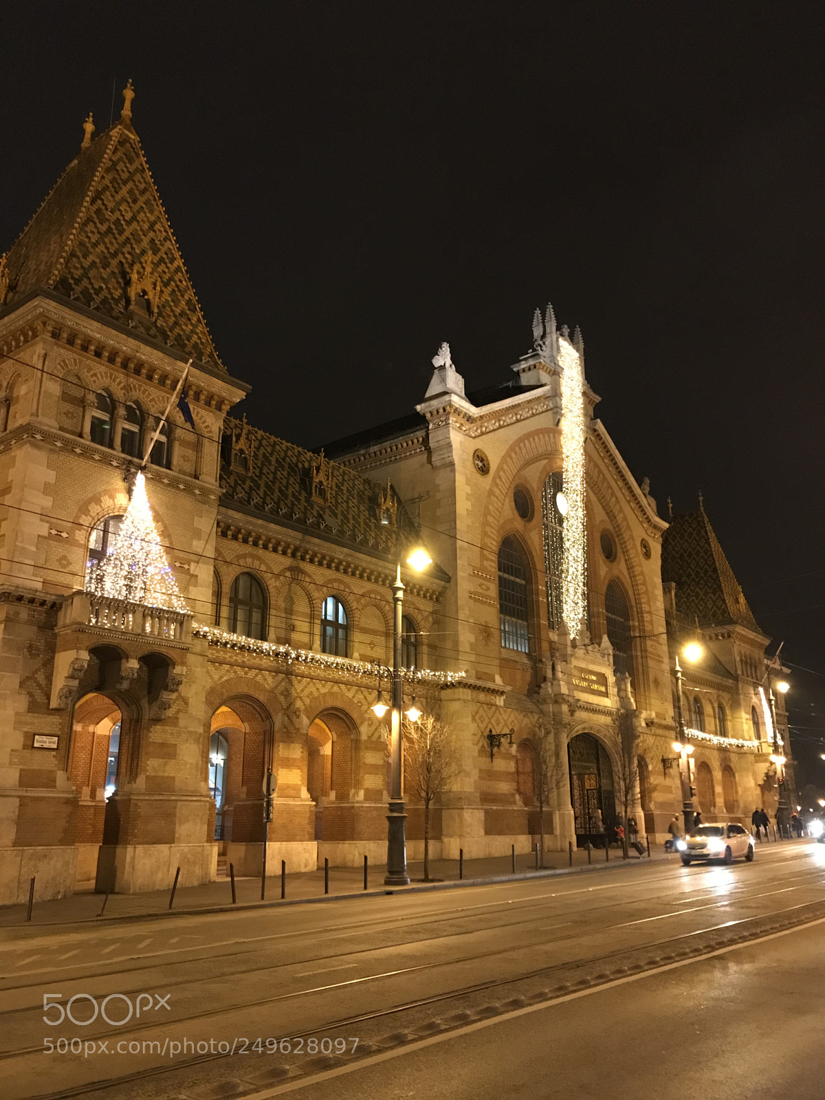 Apple iPhone 7 sample photo. Central market in budapest  photography