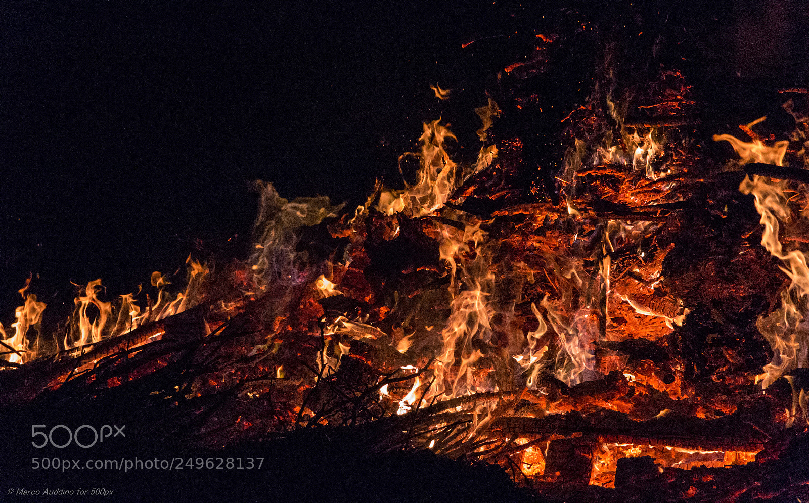 Canon EOS 70D sample photo. Burning photography
