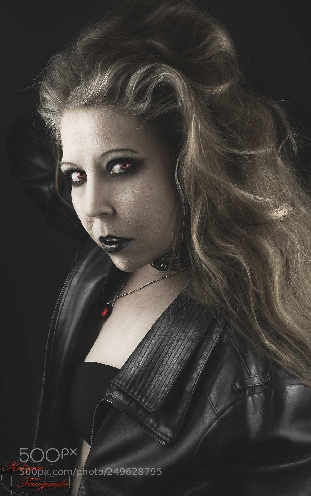 Nikon D5100 sample photo. Blood stone photography