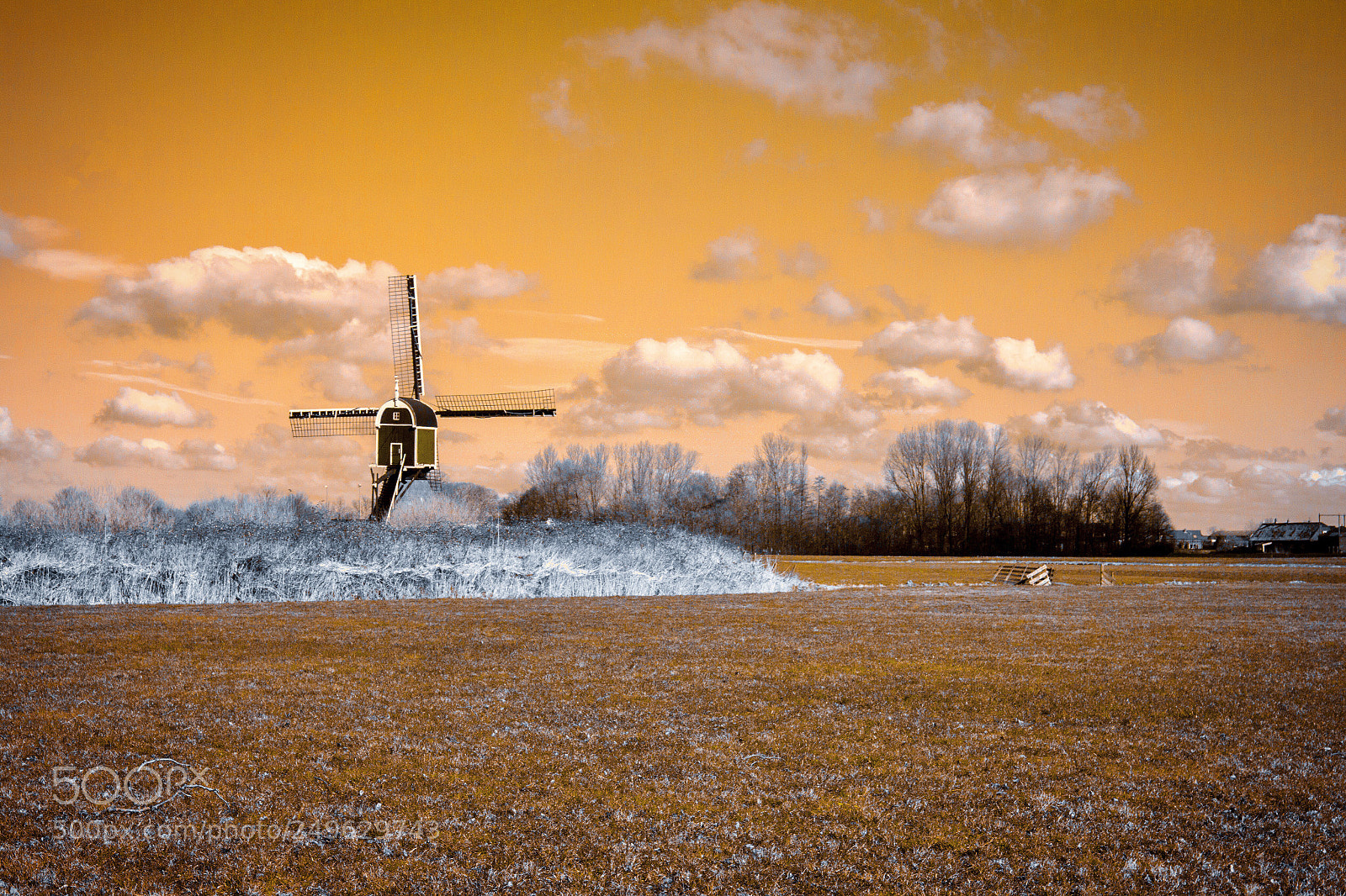 Canon EOS 700D (EOS Rebel T5i / EOS Kiss X7i) sample photo. Infrared windmill photography