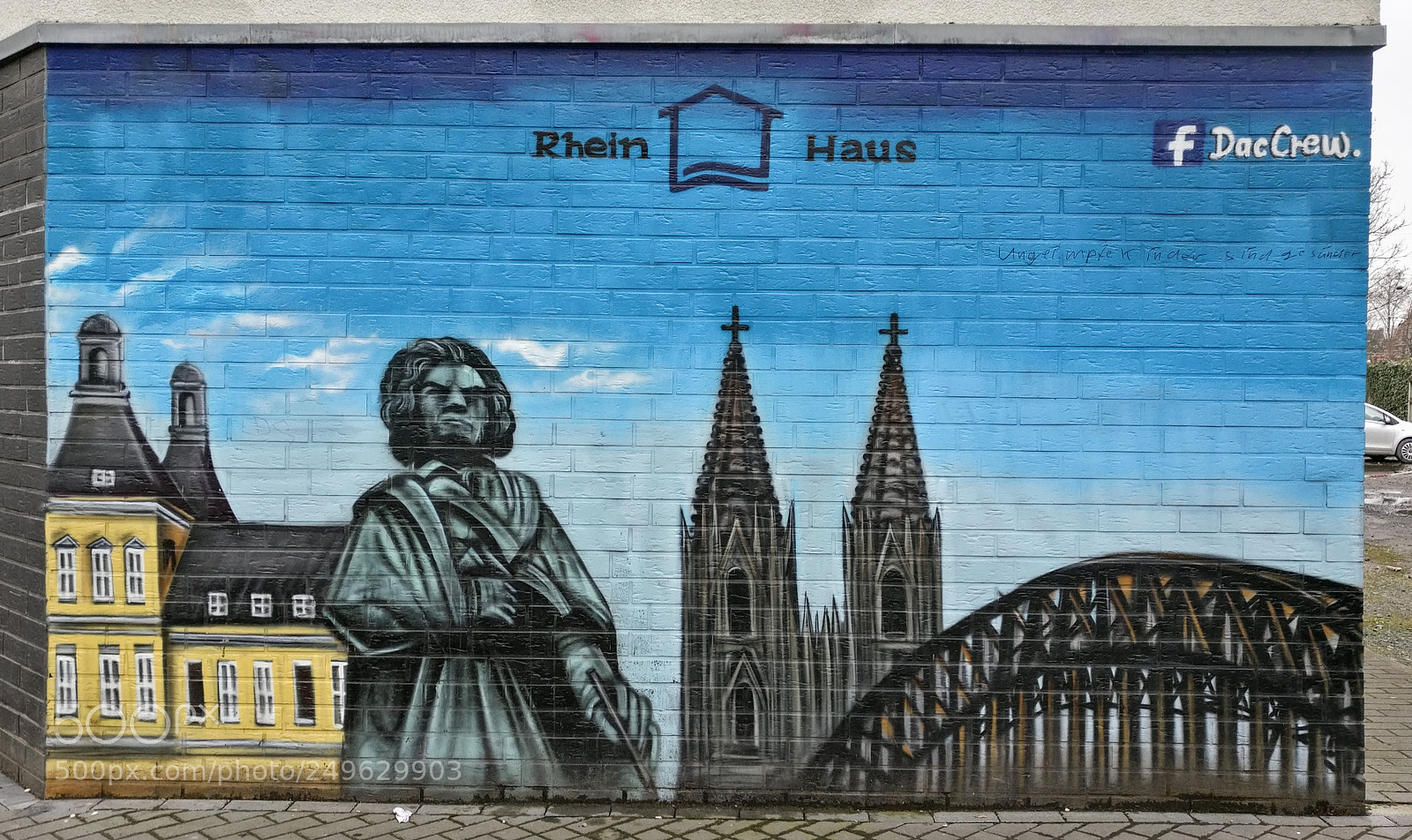 OnePlus A3003 sample photo. Bonn: painted house wall photography