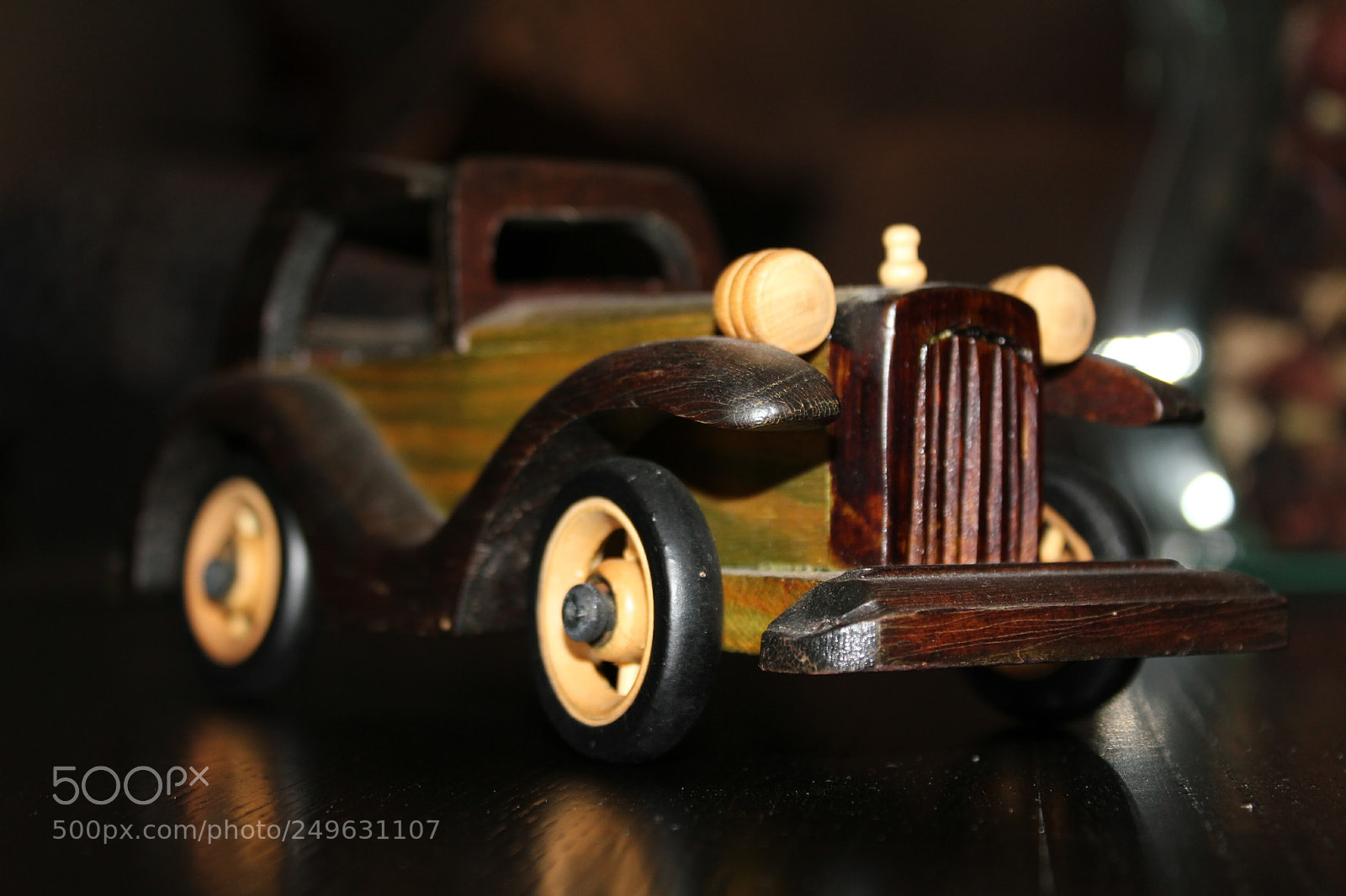 Canon EF-S 18-55mm F3.5-5.6 IS sample photo. Classic wood car photography
