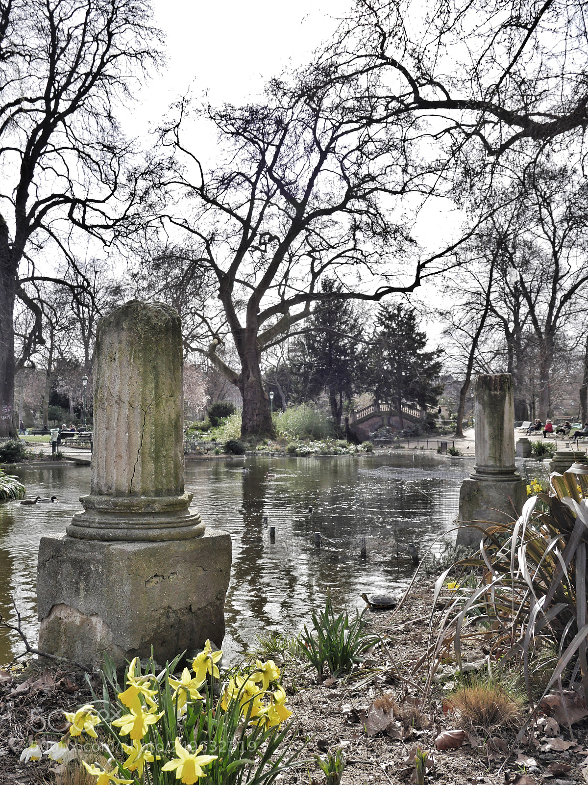 Panasonic Lumix DMC-GH4 sample photo. Parc monceau photography