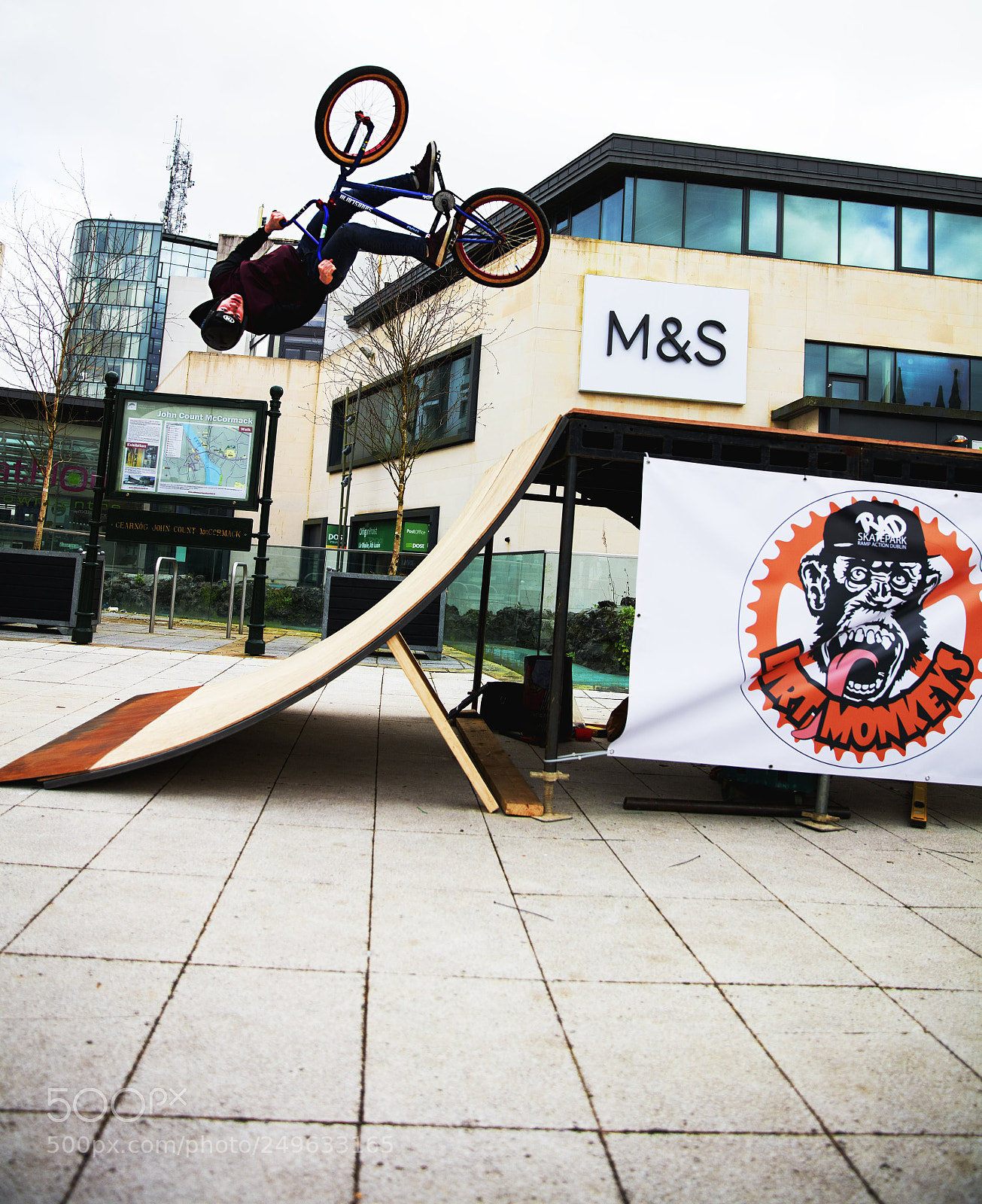 Canon EOS 5DS R sample photo. Defying gravity !! photography