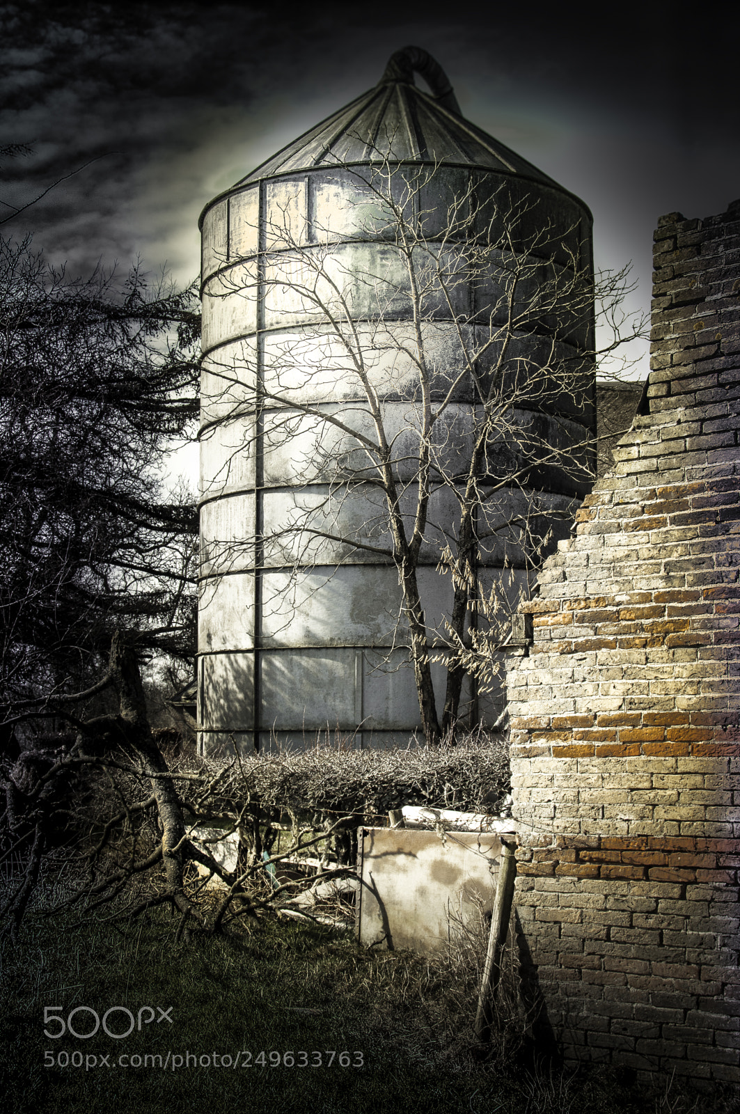 Nikon D5000 sample photo. Old farm photography