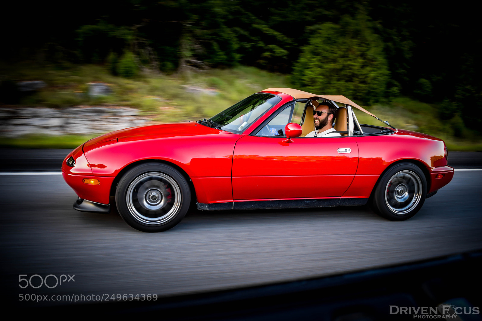 Nikon D5300 sample photo. Happy mazda driver photography