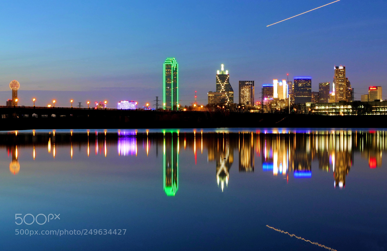 Panasonic Lumix DMC-FZ1000 sample photo. Dallas skyline photography