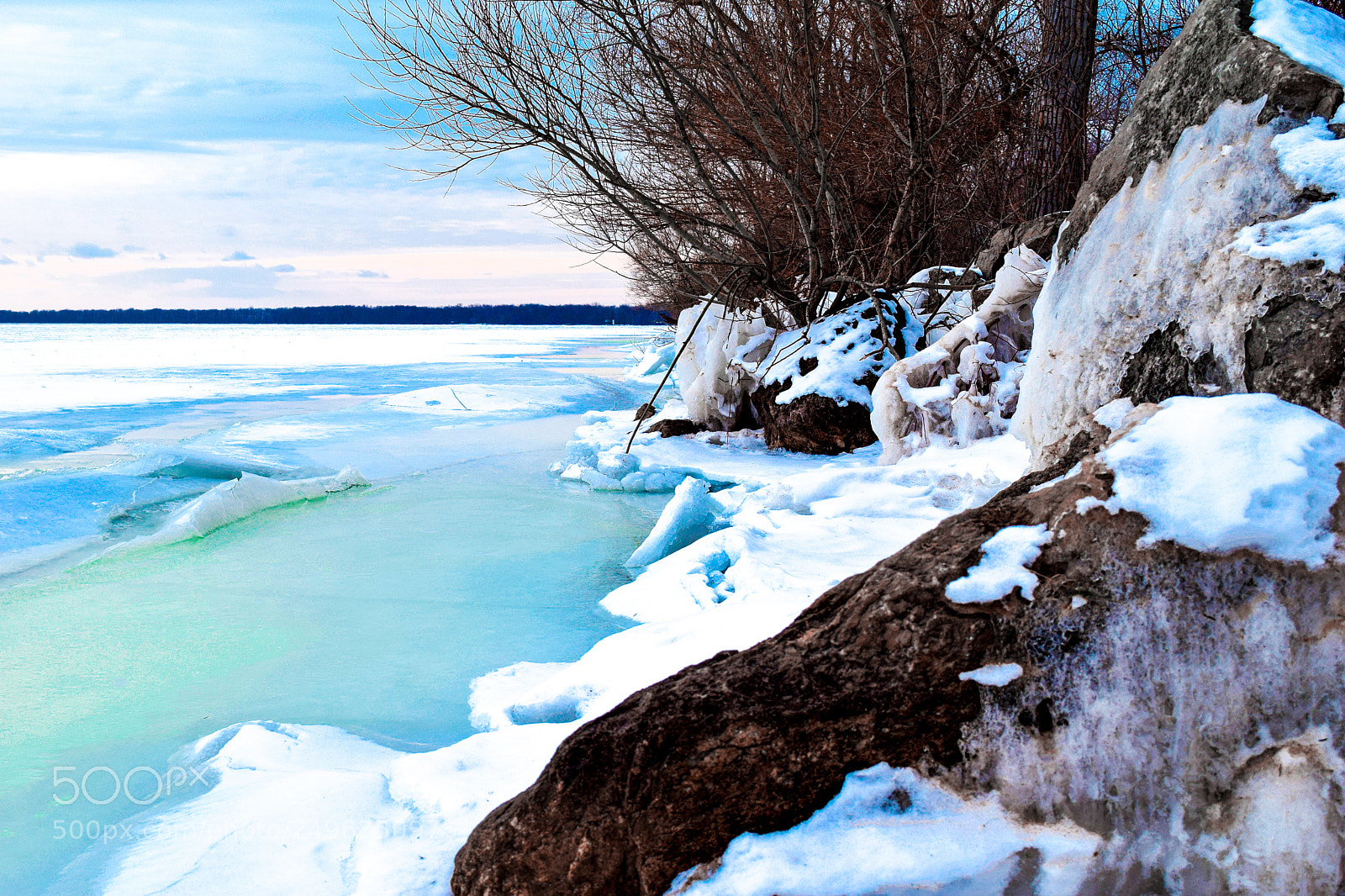 Nikon D5300 sample photo. Lake erie frozen shore photography